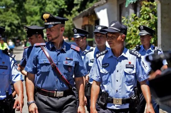 意大利警服图片图片