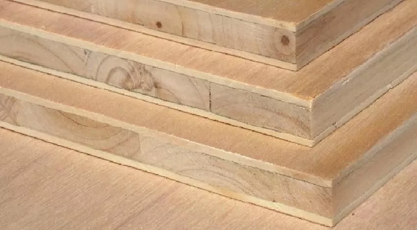 杉木板(杉木指接板):集成材是一种新兴的实木材料,采用大径原木,精深