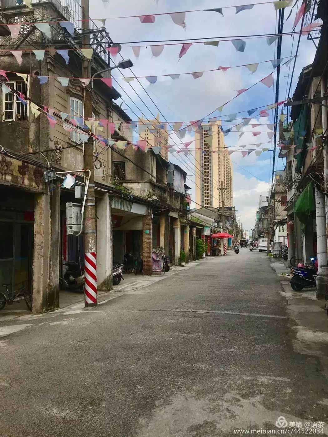 攝影師從進賢門走到釣橋一路記錄古城街景