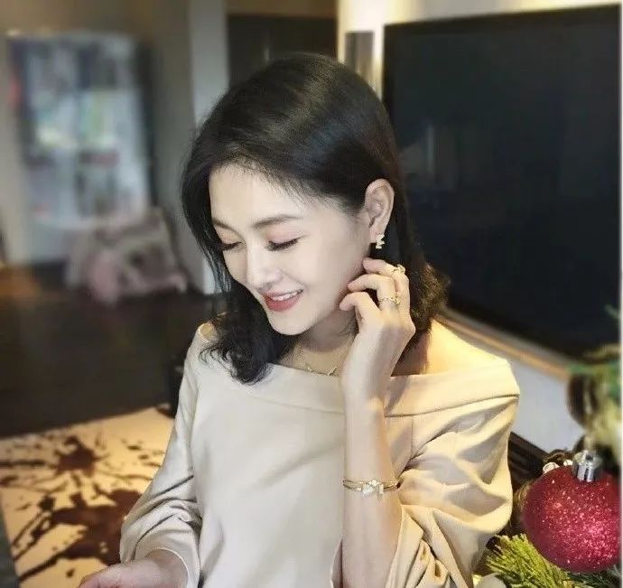 杉菜婚后生活图片