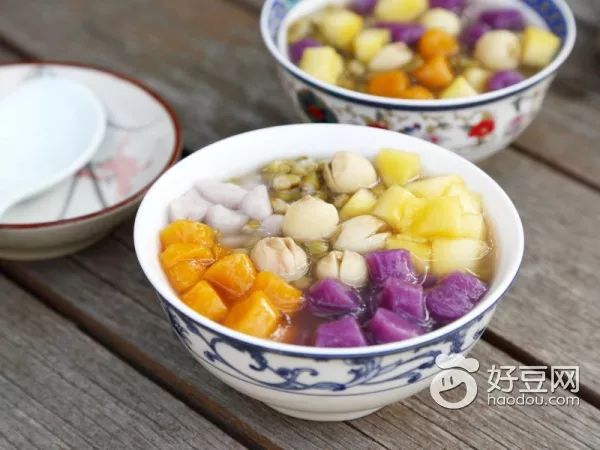 闽台消夏糖水芋圆绿豆莲子羹