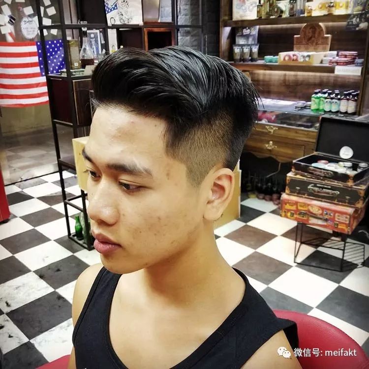 不同风格的男生barber发型男生就应该精致点