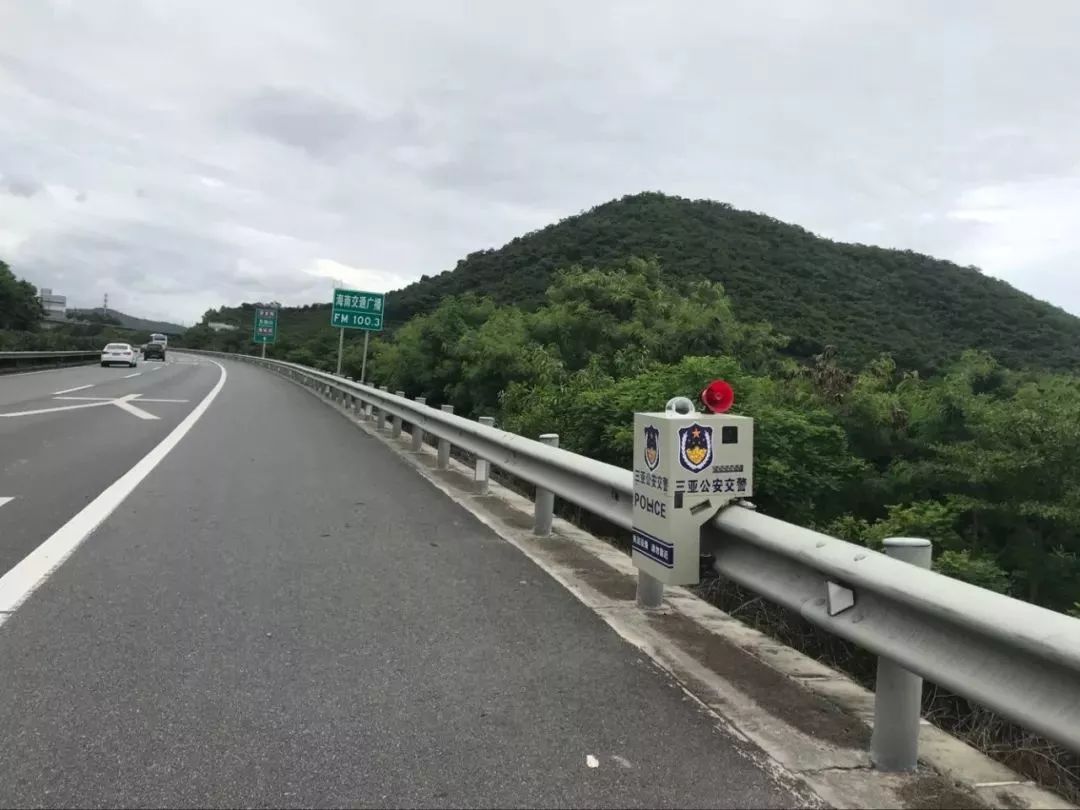 可對高速公路違法停車,佔用應急車道行駛等交通違法行為進行抓拍