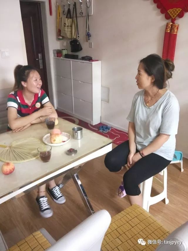 家訪活動非常滿意,並給予很好的評價,簡短的話語,溫暖了每一個教師的