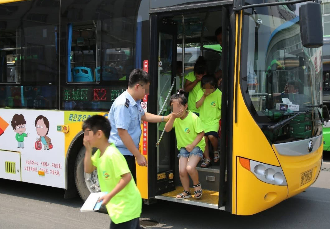 公交车图片大全图儿童图片