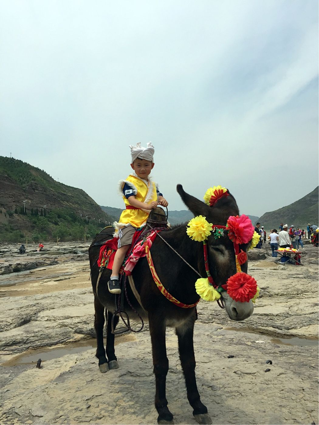 骑毛驴,游壶口旱地行船我也来唱一首回来的路上经过黄帝陵顺便进来