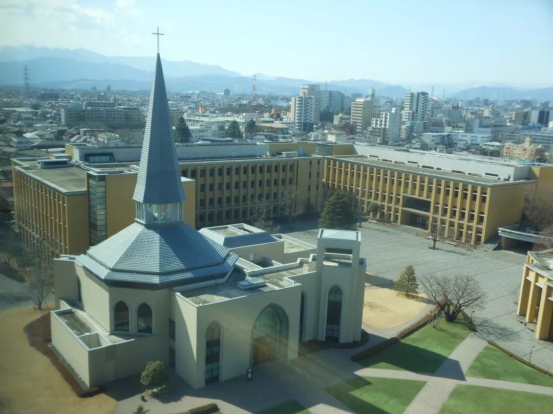 日本青山学院高中图片