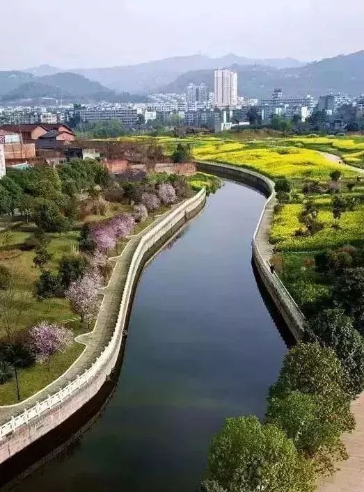 驛馬河公園致力於打造山水一脈,與城共興,服務於龍泉驛核心城區的新一