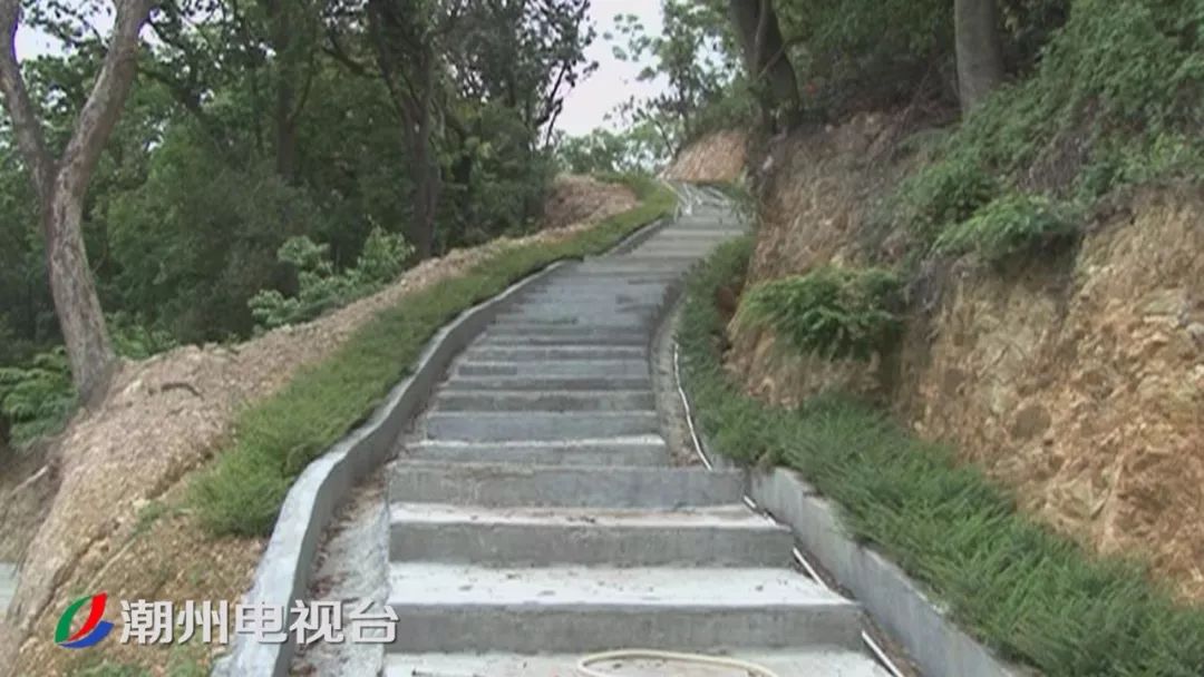 桥东街道卧石后头山公园建成开放