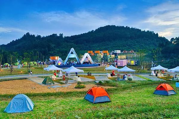 綦江花坝露营基地图片