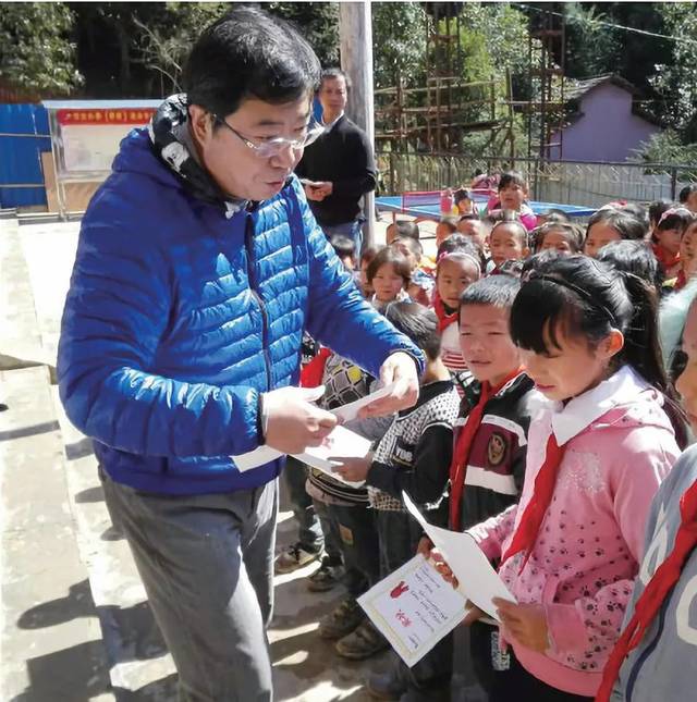 孙立平人物简介图片