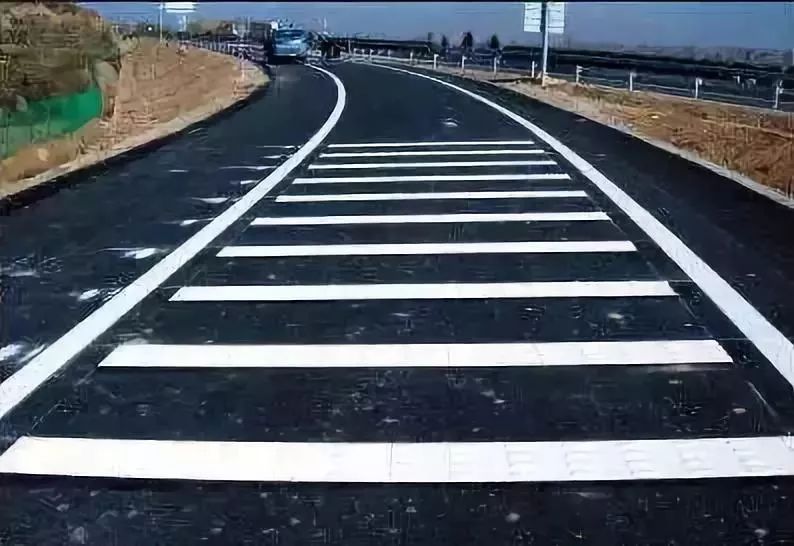 各种道路标线,你都记住了吗?