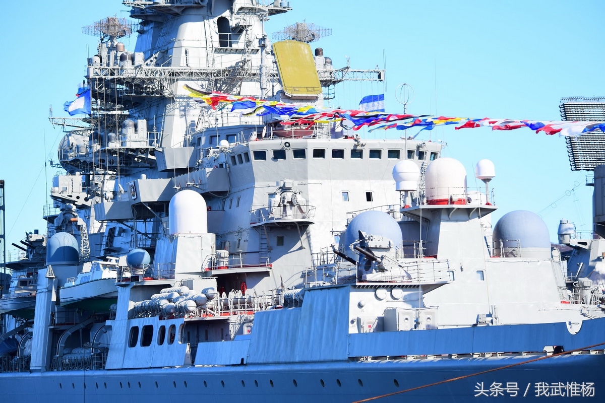 則是俄羅斯海軍現役的唯一核動力巡洋艦彼得大帝號彼得大帝號巡洋艦是