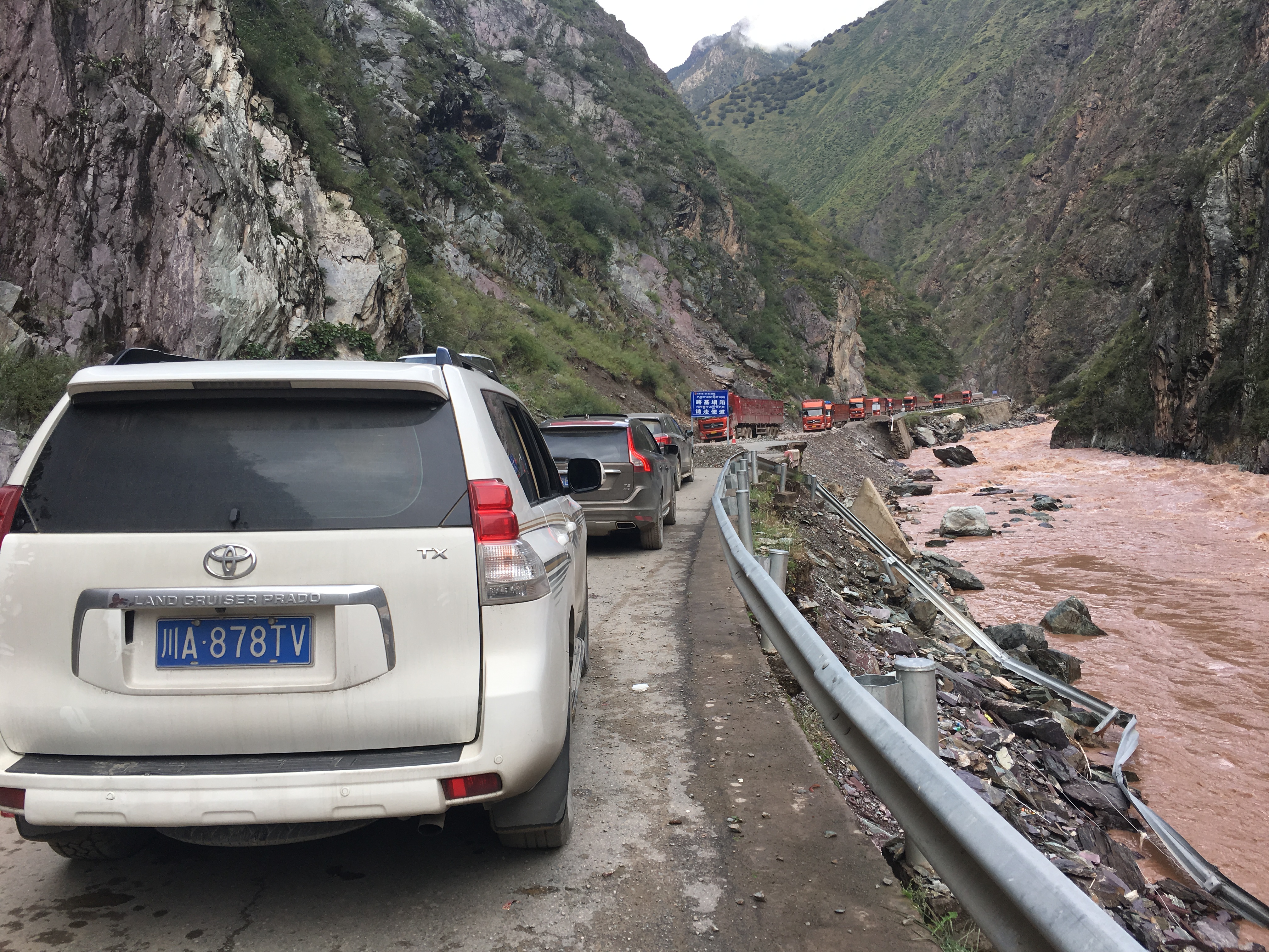 川藏線318旅遊自駕遊雨季注意事項