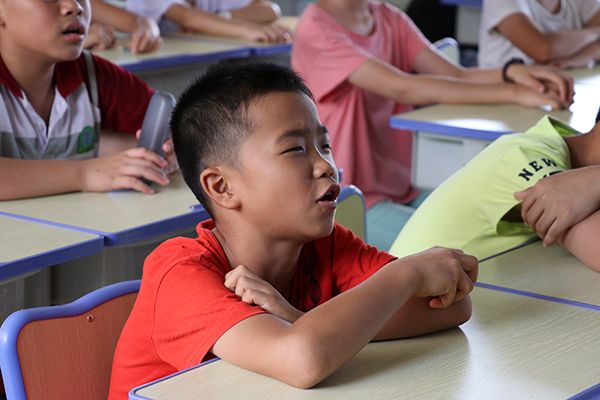 岭师学子下乡赴三水乐平镇范湖小学开设人气日语课