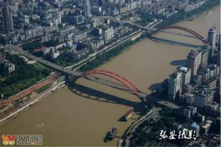 現在的南門橋和戎州橋猶如一對雙子星,為宜賓城市的發展繁榮獻出自己