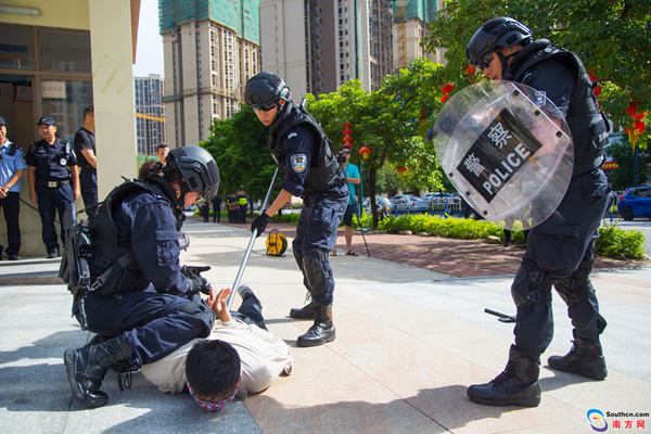 商場,車站,學校突發嚴重暴力犯罪?中山舉行反恐防暴實戰演練