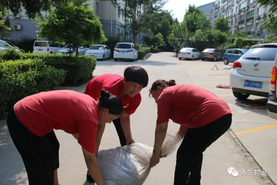 高溫酷暑烈日下見證熾熱的愛