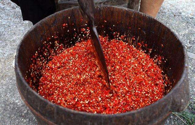 湖南剁辣椒为什么那么美味,原来是有技巧的,这样做才是正宗做法