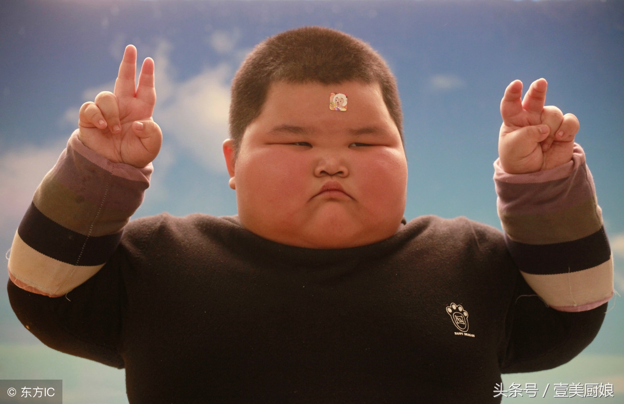 《胖子行动队》亮相上影节闭幕式 “300斤”包贝尔惊呆众人_凤凰网