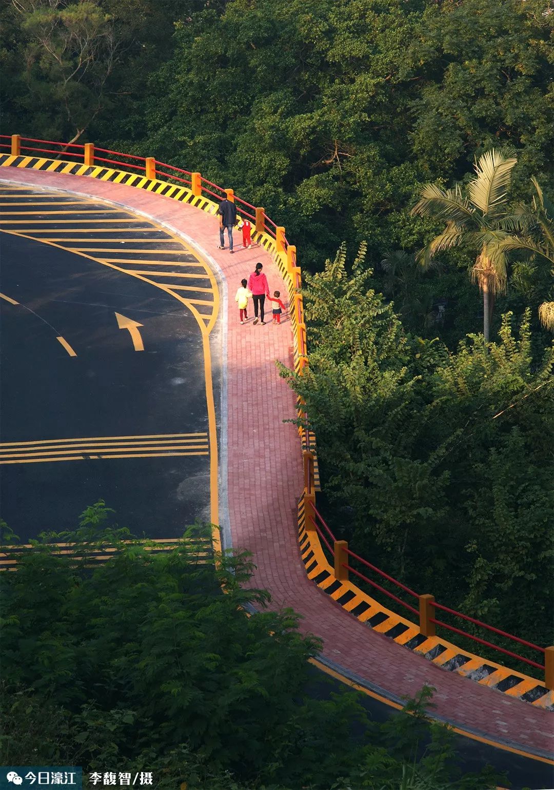 青云岩风景区豪江图片