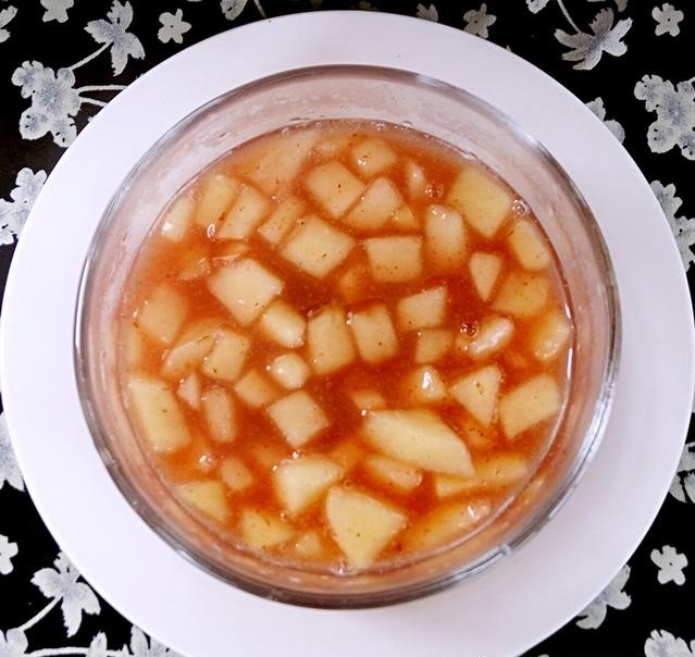 酒足饭饱之后的一碗开胃汤——山楂苹果汤