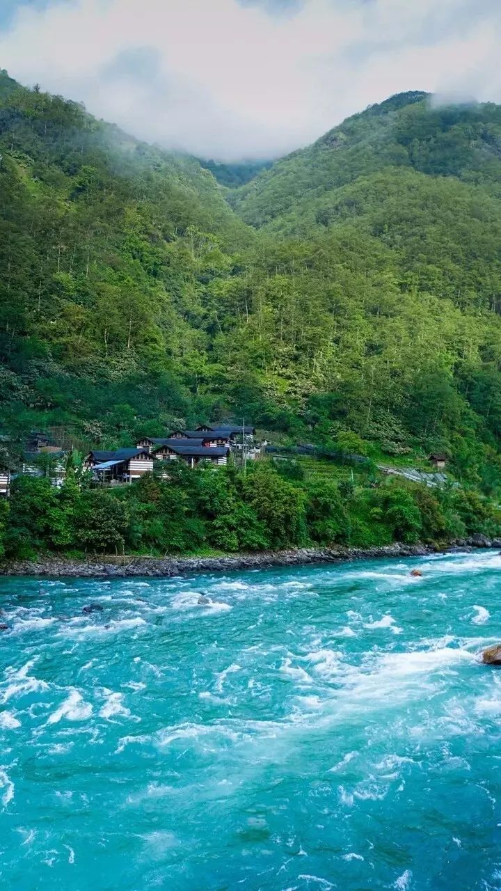 獨龍江高黎貢山的人間淨土