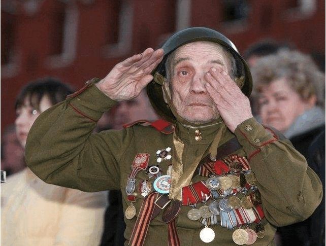 最后一个苏联老兵图片图片