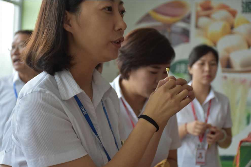 邯郸悦然广场美食林图片