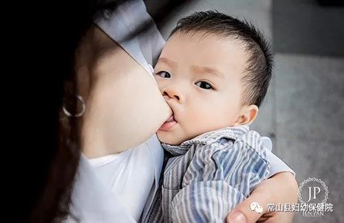 世界母乳喂养周寻找最美母乳妈妈我们为你拍一张最美哺乳照