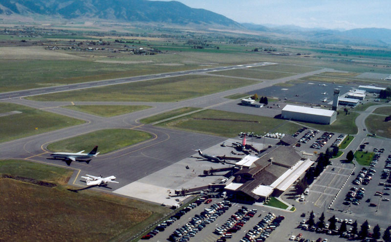 波兹曼机场黄石机场(yellowstone airport)距离黄石公园西门外的西