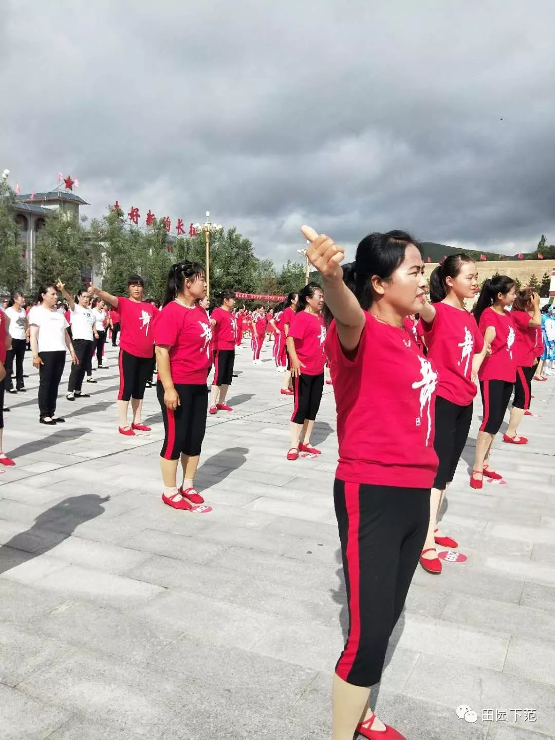 西吉县2018年民族团结"联通杯庆八一"广场舞大赛