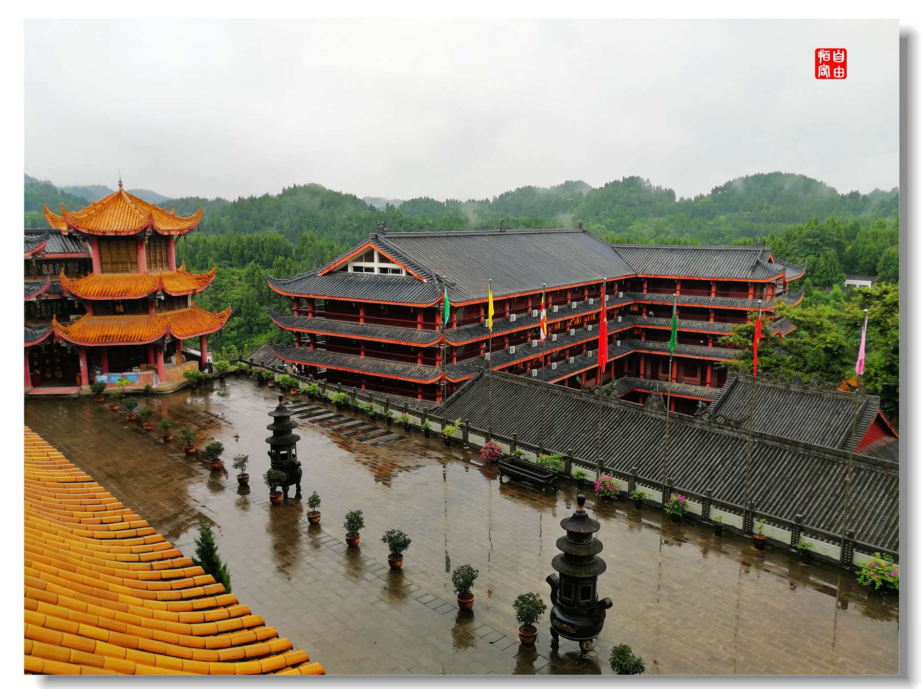 驟雨蓬溪高洞尼眾禪院問佛