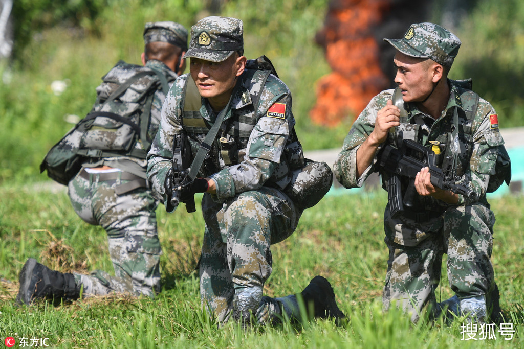 侦察兵比武图片