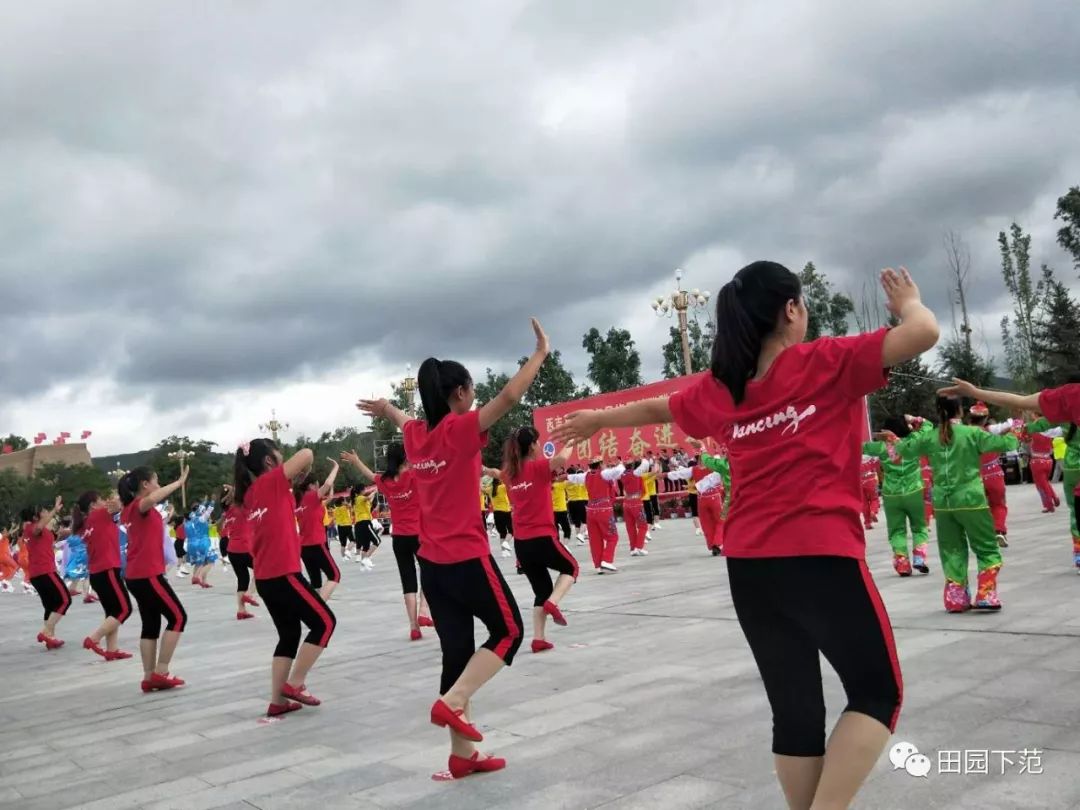 西吉县2018年民族团结"联通杯庆八一"广场舞大赛