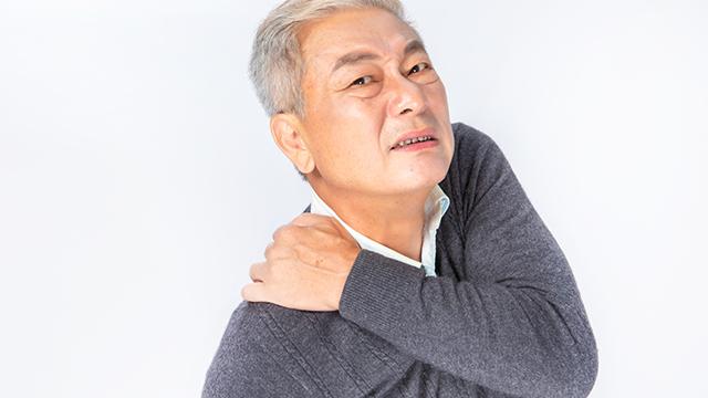 老人右肩膀疼痛到医院查出肝癌肝生病了会影响到肩膀吗
