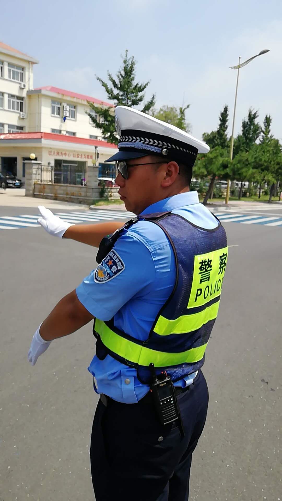 警服马甲图片图片