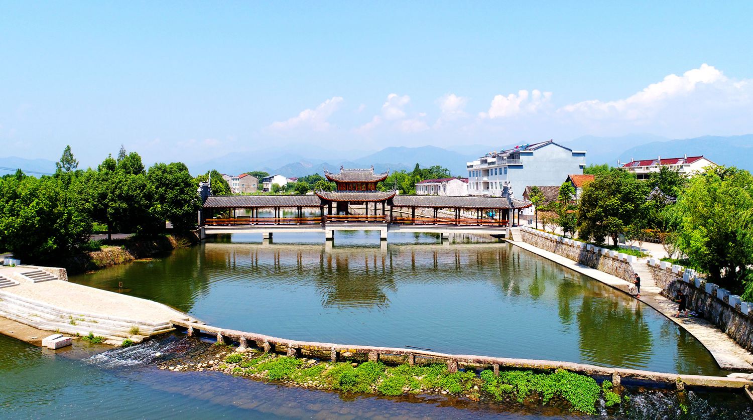 2018年8月5日上午,航拍經過整治後的仙居縣埠頭鎮埠頭村前門溪.