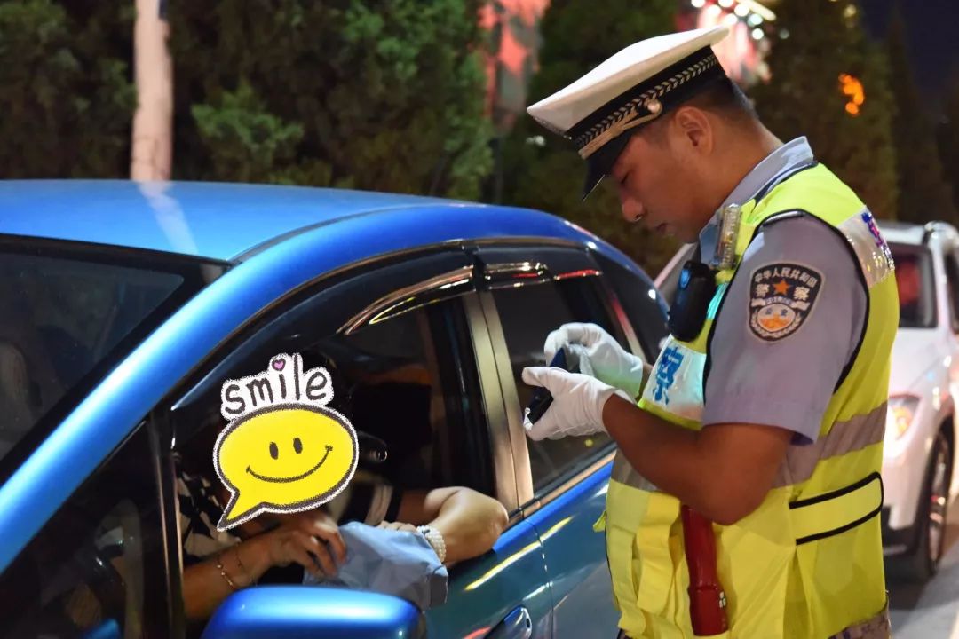 警訊8月包頭交警週末集中夜查再發力重拳出擊查違法