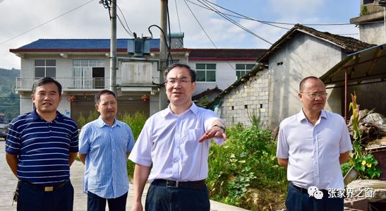 资讯张家界一男子一怒之下暴打发型师刘革安调研市中