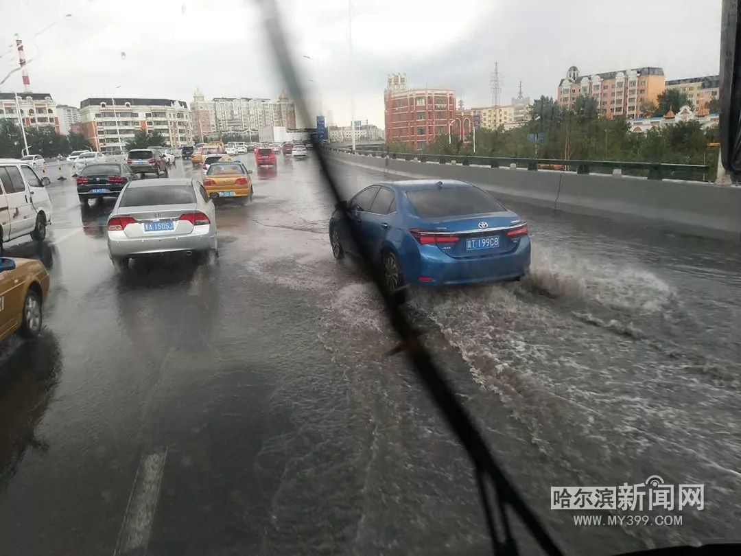 今天猝不及防的傾盆大雨只是個預演丨近日還有中到大雨!