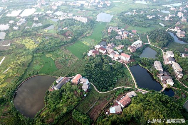 航拍衡阳北大门雨母山镇二塘村田园风光,带给你一种心驰神往的美