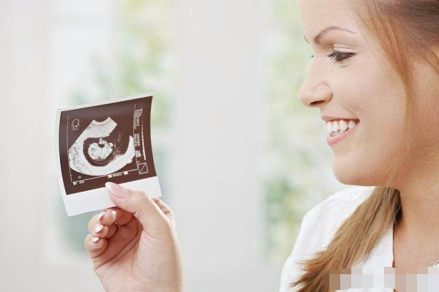 女生怎么怀孕三个月图片