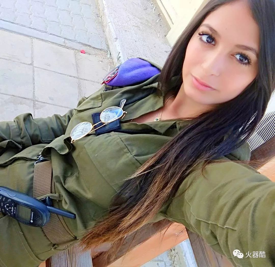 以色列美女 女兵图片