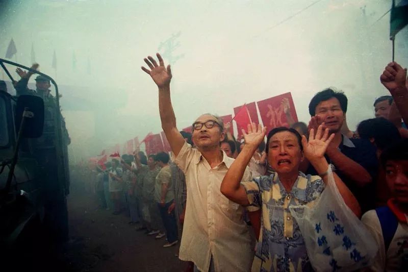 震撼人心98抗洪20周年军媒首次集中披露大量珍贵照片