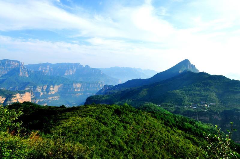 河南林州 古往今来旅游地南太行的林虑山