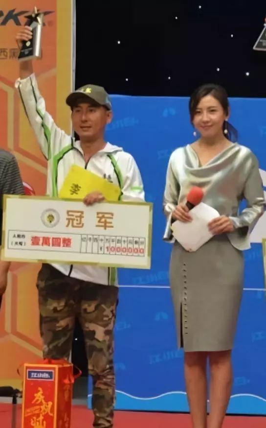 大师云集明星征战李超逆转喜获caa大师明星赛山东临沂站冠军