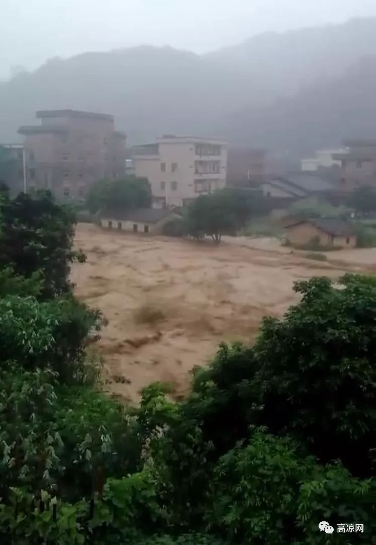 大暴雨成灾,天佑信宜,高州!信宜紧急转移7802人 2人失踪