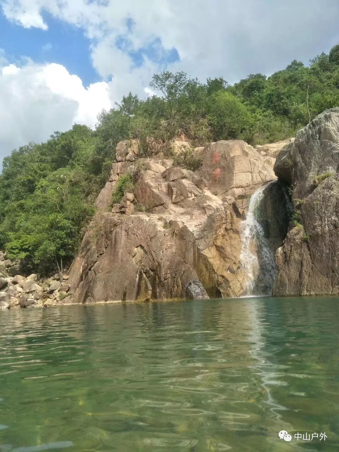 8月19日台山赤溪青潭溯溪泡水曹峰山下感受夏日清凉