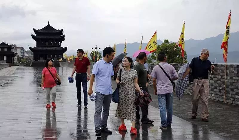 梅城古镇寿昌水街航空小镇上吴方村家风馆新叶古村十里荷花基地新安江